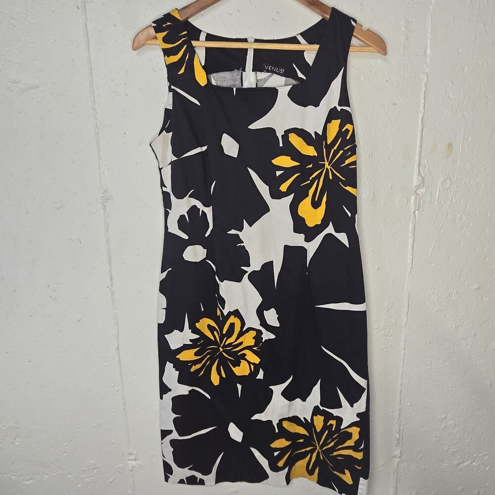 Venus Floral Women's Black and Yellow Dress Small